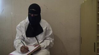 Kinky female muslim doctor gives a hand-job to 1 of her patients